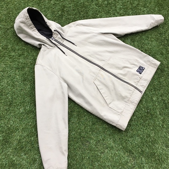 Medium duty zip up jacket. - Picture 2 of 3